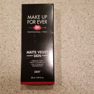 Makeup Forver Matte Velet Skin Brand New